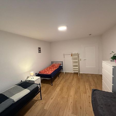 Big, Cosy And Central Apartment 卡尔斯鲁厄 外观 照片